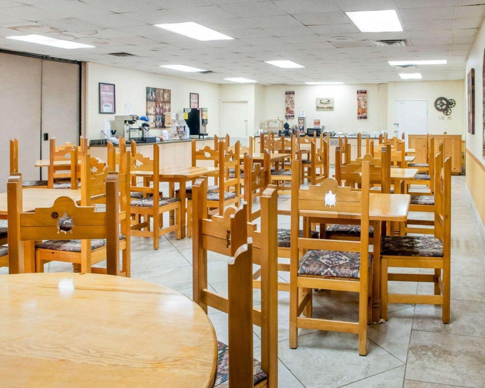 Econo Lodge Carlsbad Caverns Area Екстериор снимка