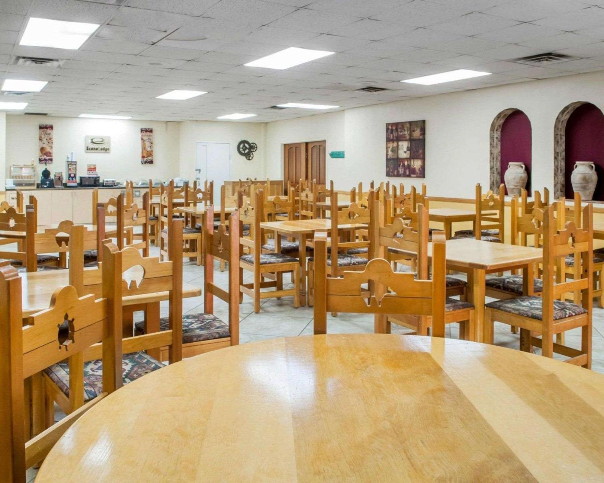 Econo Lodge Carlsbad Caverns Area Екстериор снимка