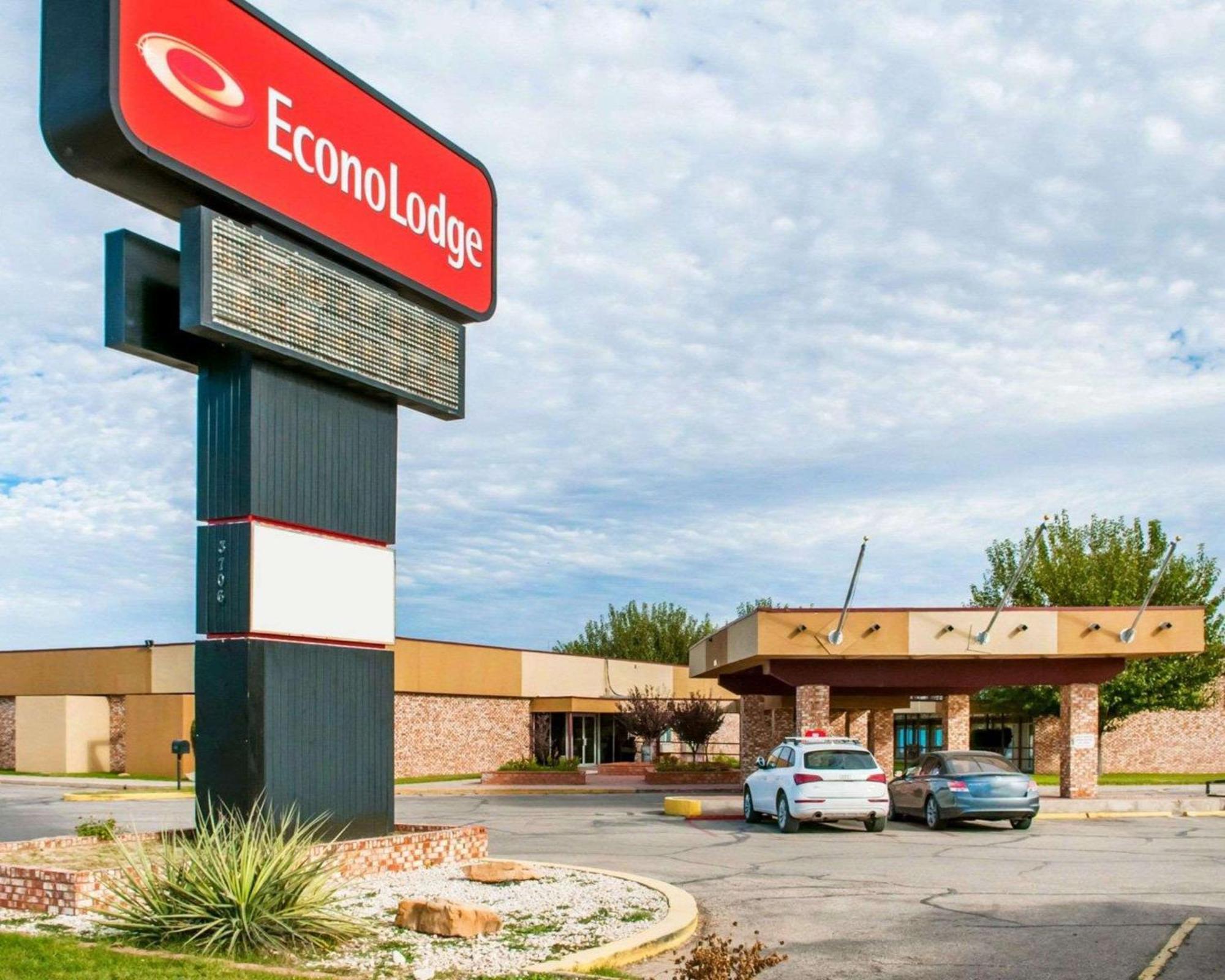 Econo Lodge Carlsbad Caverns Area Екстериор снимка