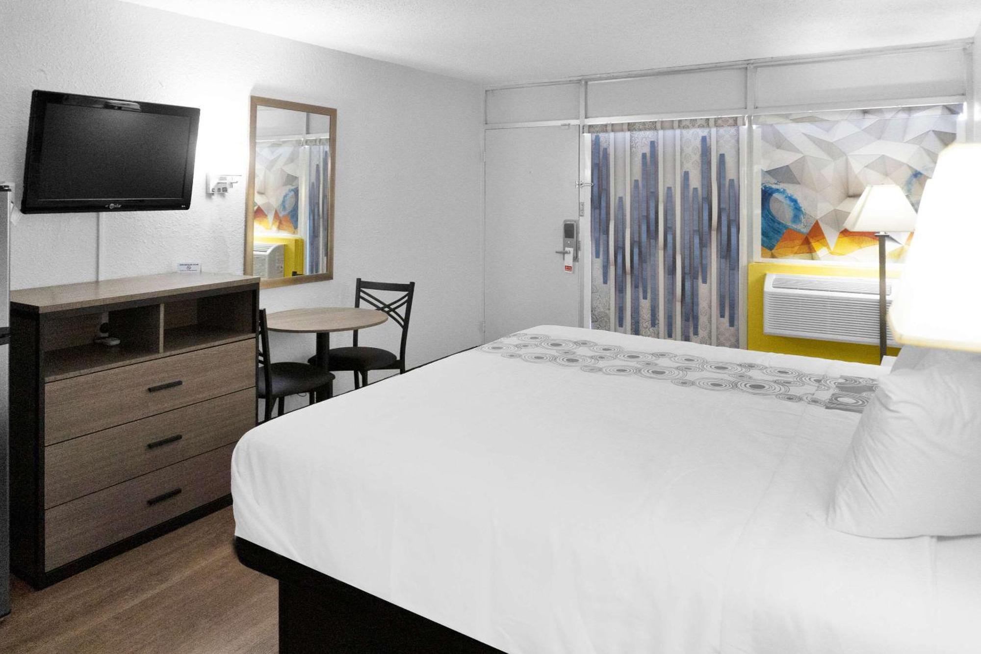 Econo Lodge Carlsbad Caverns Area Екстериор снимка