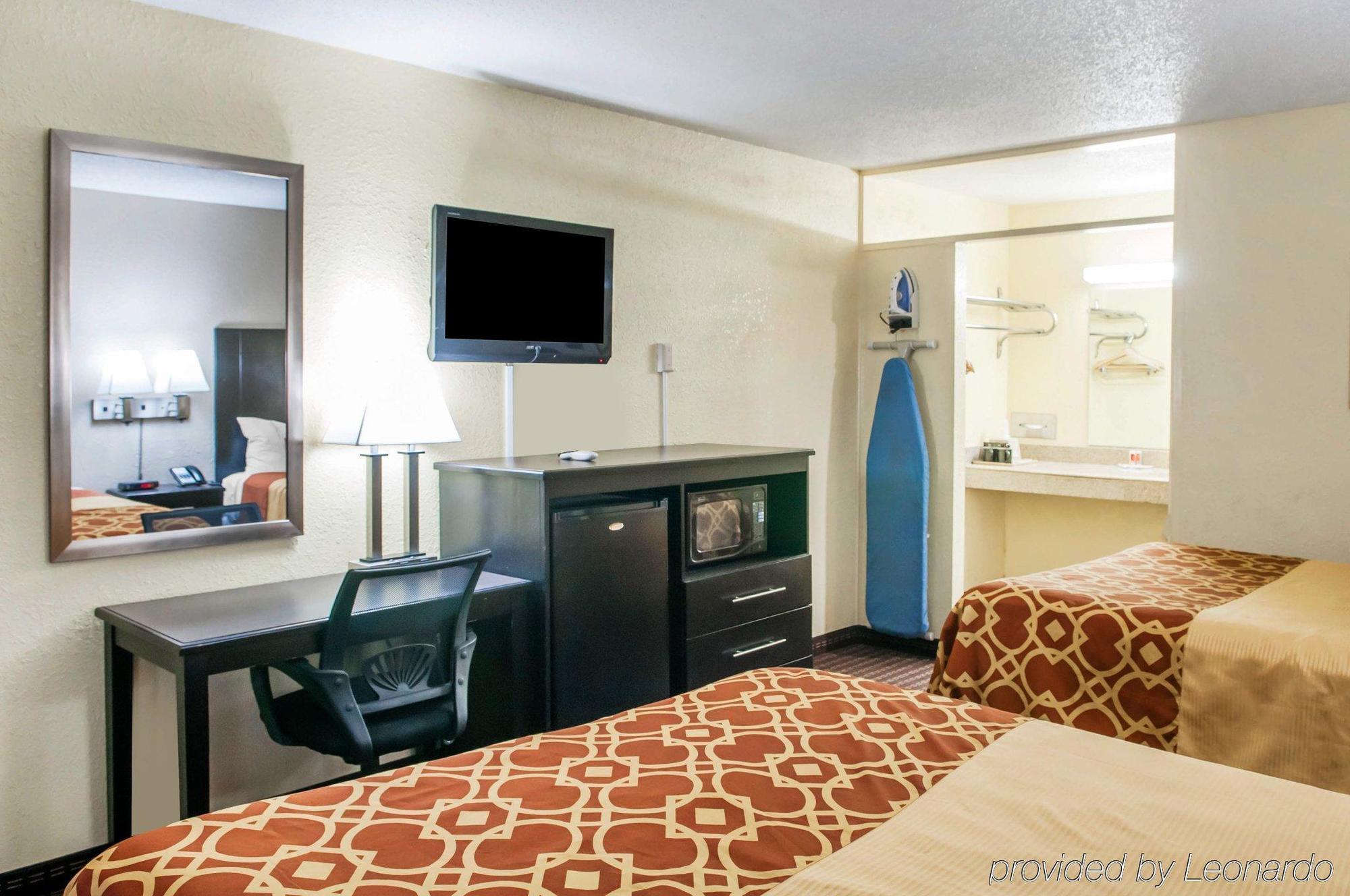 Econo Lodge Carlsbad Caverns Area Екстериор снимка