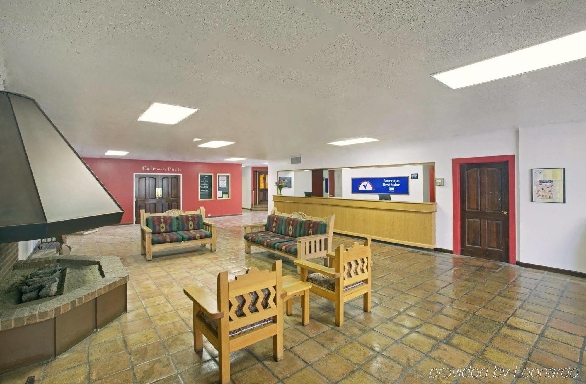 Econo Lodge Carlsbad Caverns Area Интериор снимка